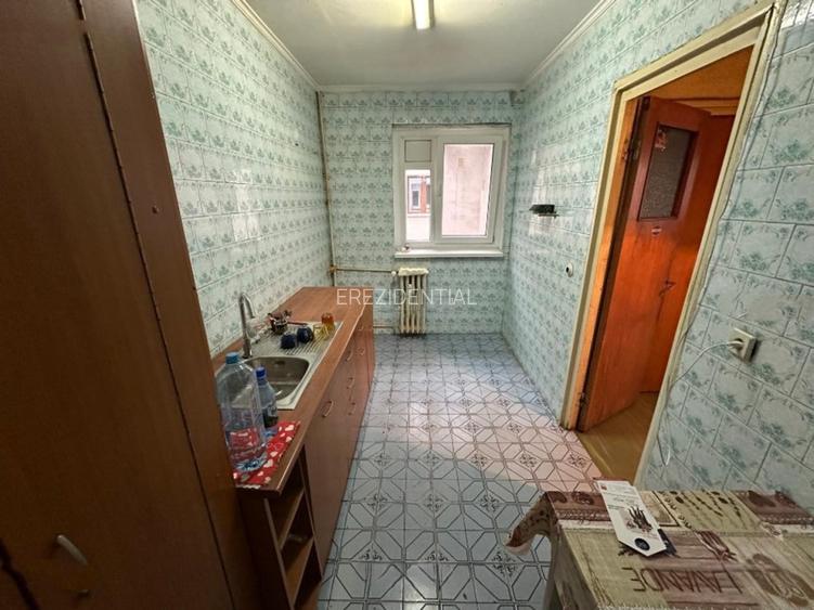 Apartament 3 camere  decomandat – Drumul Taberei - 12