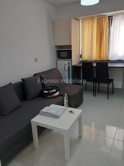 Chirie Campus - Garsonieră Bloc Nou - 270€ - 3