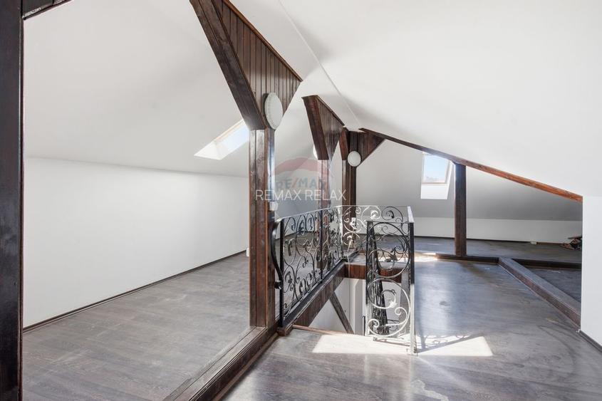 Casă/ Spțiu Comercial – Bucium | 349 mp utili | 887 mp teren - 11