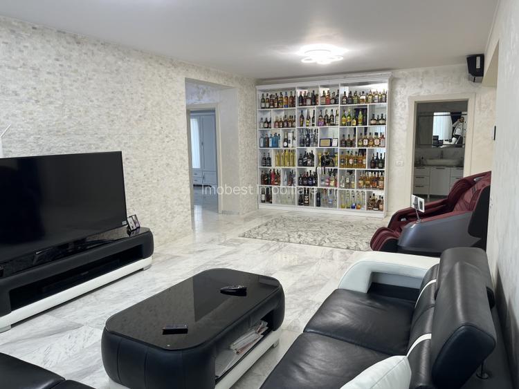 Vila deosebita, mobilata utilata lux, Valu lui Traian! - 8