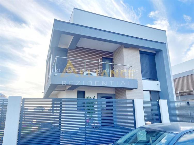 Casa individuala - 300 mp  - 5 camere - 3 bai - 4
