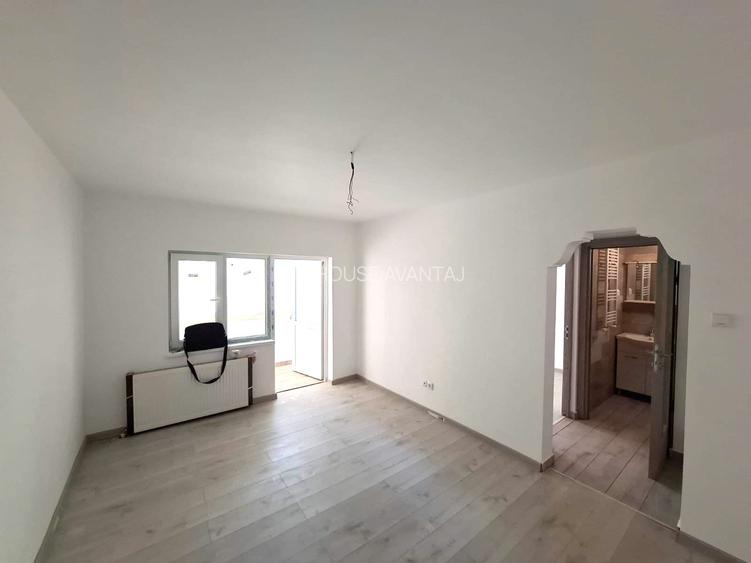 Apartament 3 camere Parter zona Sud - 4