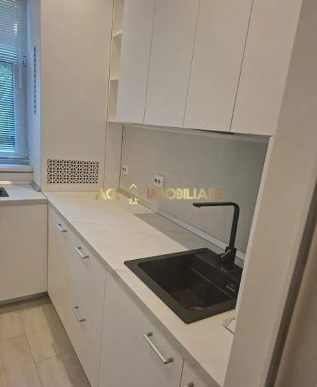 2 Camere de inchiriat | Rosetti | Metrou | Centrala | Birou | Parcare |