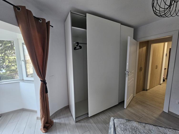 2 camere faleza nord etaj 1/4 centrala gaz termen lung