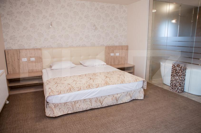 Pensiune premium, de închiriat, cu 6 camere, 420 mp, zona sud