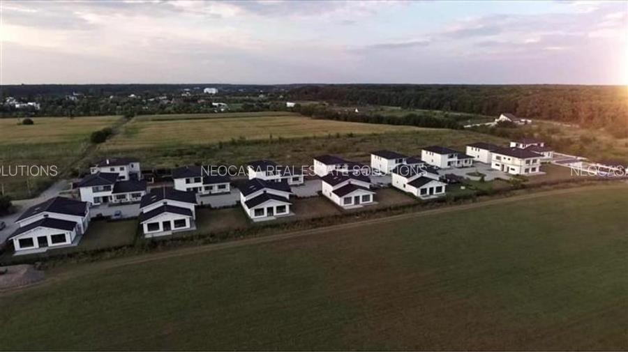 Vila superba de vanzare - Snagov - 16