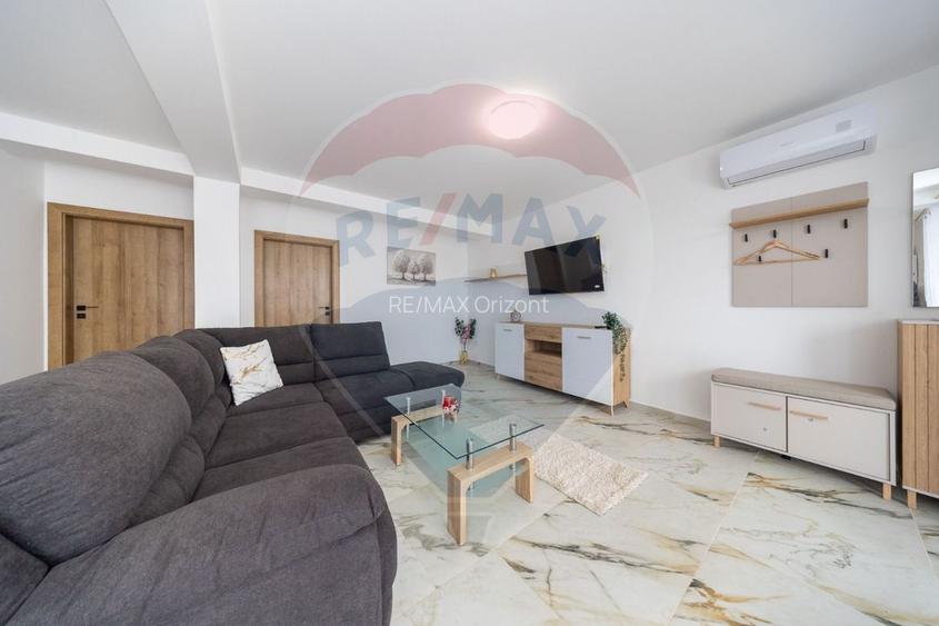Proprietate speciala, cu destinatii multiple, Sanpetru/ Harman! - 9