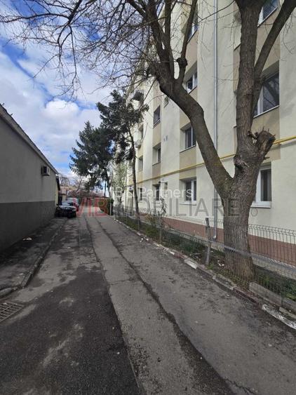 Garsoniera Pantelimon - 1/4 - mobilat si utilat- comision 0 - 7