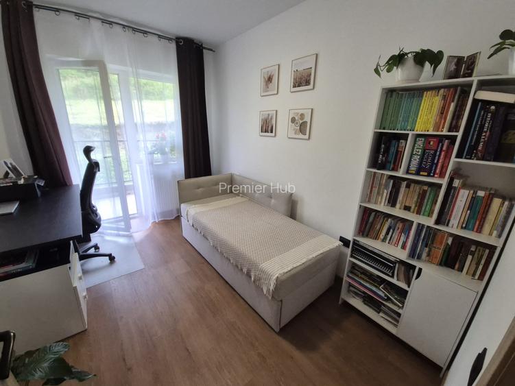 Apartament 3 camere, 62mp, 2 garaje, balcon 12mp, zona Sesul de Sus - 9