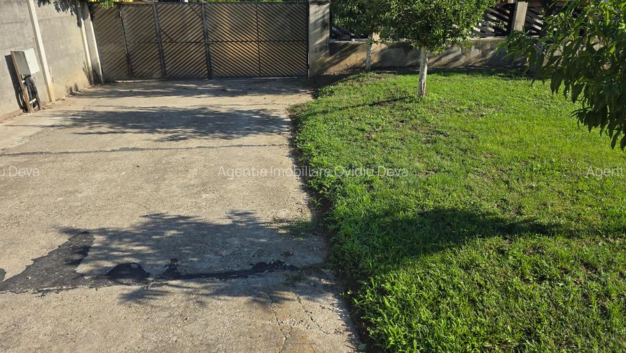 Vand casa in Deva, zona Zavoi, P+E, constructie din BCA si boltari,din anul 2011 - 2