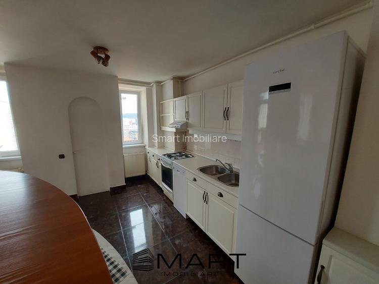 Apartament 3 camere zona Universitatea Transilvania - 9