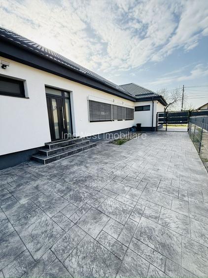 Giroc Central | Casă renovată 2025 | Teren până la 2000 mp | Locație excelentă - 6