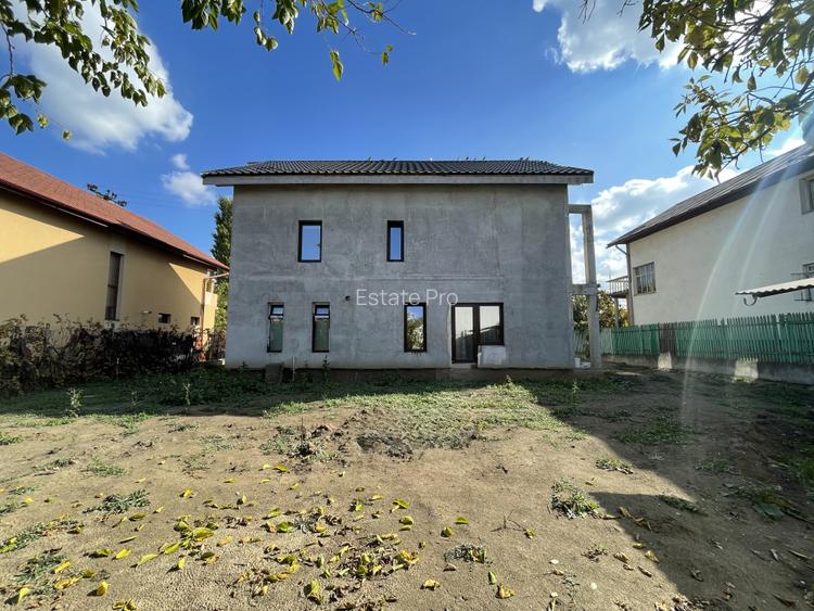 Casă Individuală P+1+M, 9 camere, 595 mp teren (zona Aradului) - 2