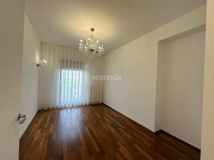 Apartament 4 Camere Băneasa | 3 Bai | Parcare subterana | Terasa 31,7 MP | Boxa - 3