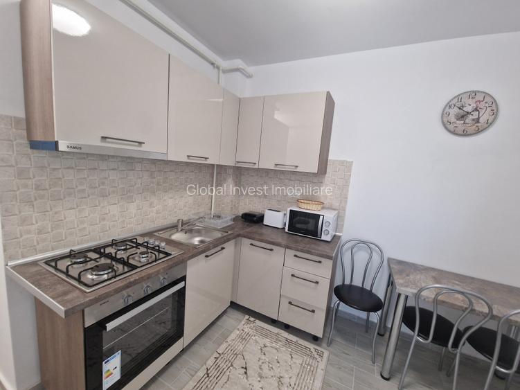 Mamaia Nord - 3 camere decomandate mobilat-utilat complet-650euro - 19