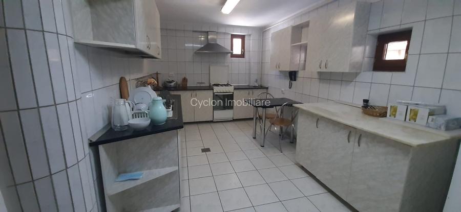 Casa de vacanta sau pensiune situata langa Cabana Trei Brazi Predeal - 36