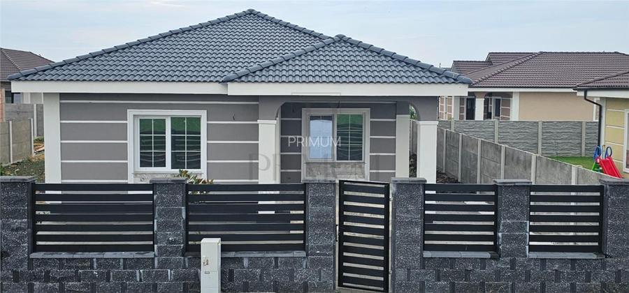 Sanmihaiul Roman- teren generos- personalizare interioara - 3