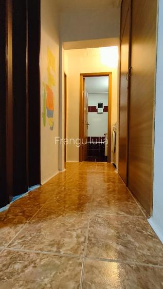 (Rezervat)Vând apartament Cernavodă  - 5