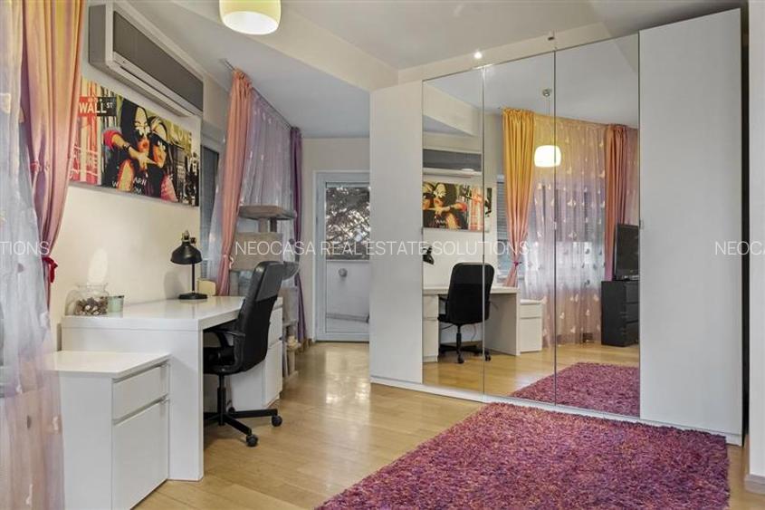 Vila de lux in apropiere de Cambridge School | Curte superba - 33