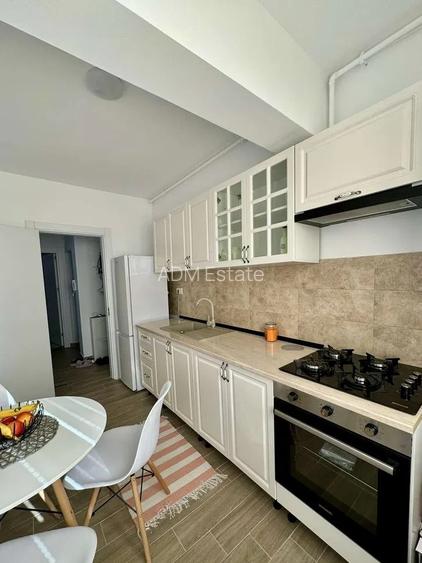 Apartament 2 camere decomandat, mobilat-utilat, cu parcare subterană,Biruinței - 7