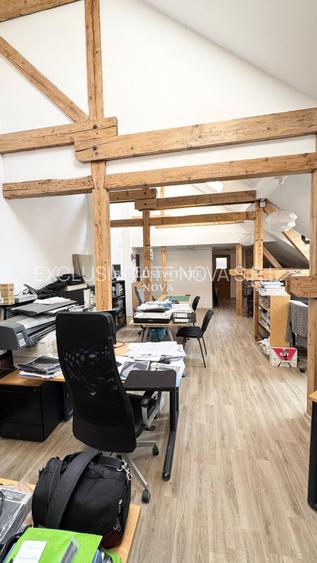 UNIVERSITATE - Batistei - Vanzare MANSARDA in VILA  Interbelica ! - 4