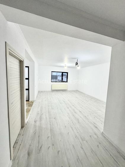 DE VANZARE | CASA 5 CAMERE | VALU LUI TRAIAN - 2