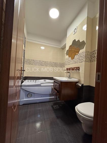 Vitan Mall stradal -bloc 2012- birou - 3