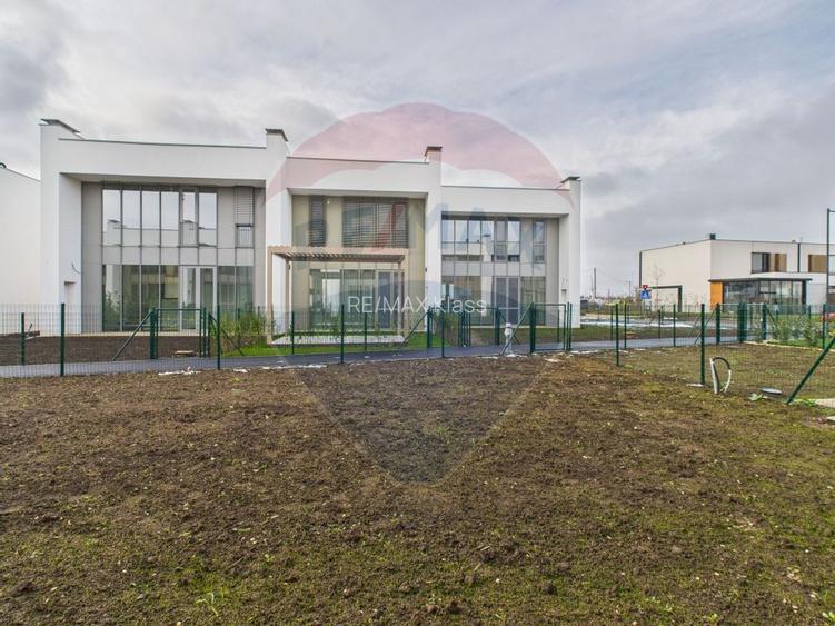 Vila luminoasa, cu finisaje premium, 4 camere in Tunari - Amber Forest - 22