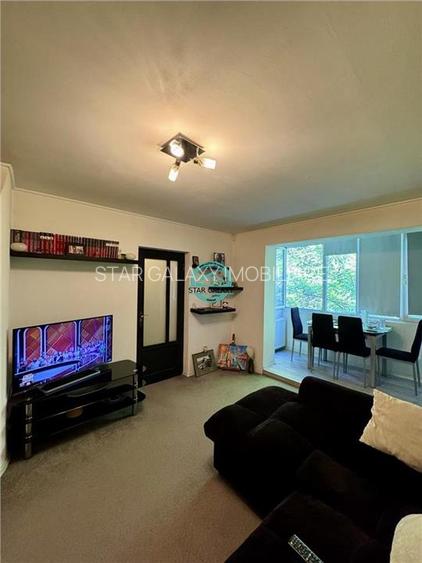 Apartament cu 3 camere de vanzare, bloc izolat, Semicentral - 9