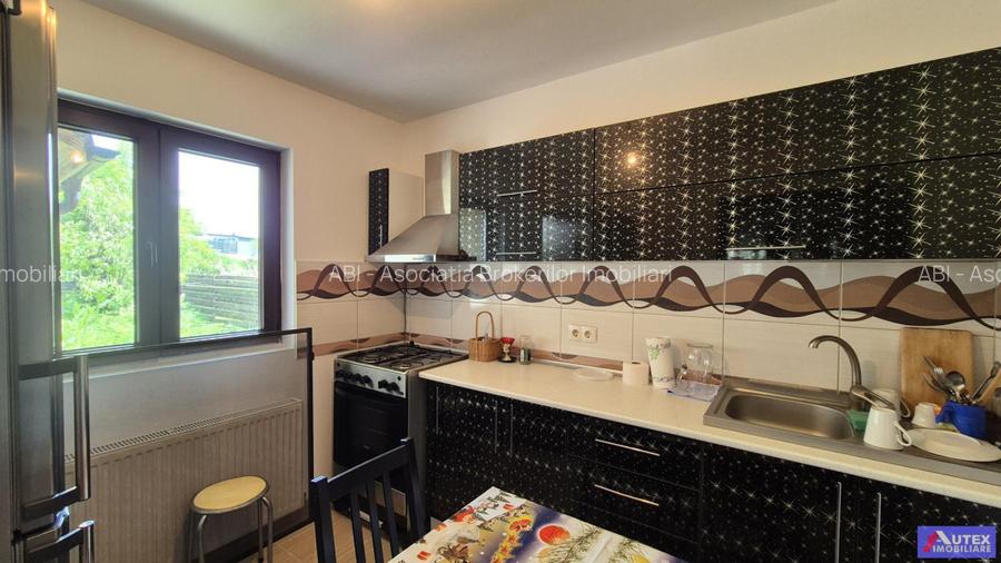 Casa P 1 cu 4 camere, inconjurata de Liniste si Natura - 8