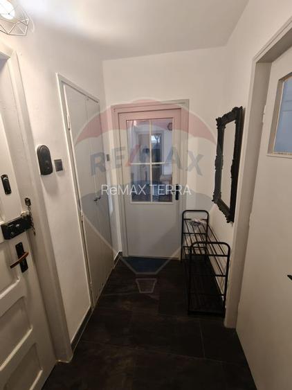 Apartament cu 3 camere de inchiriat Victor Babeș etaj 1 - 6