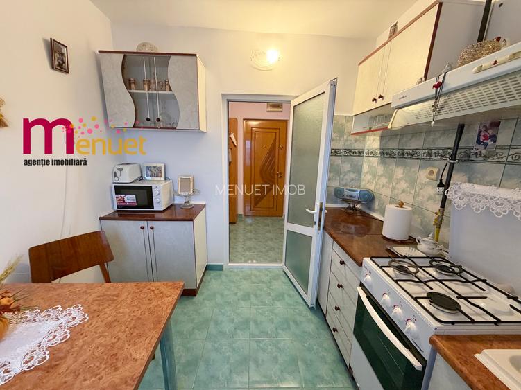 Apartament mobilat/utilat,str.Eternitatii - 10