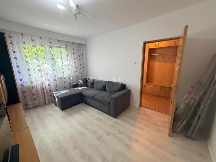 Apartament 3 camere, zona BIG - 6