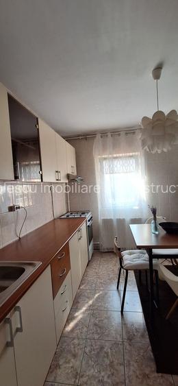 Apartament cu 3 camere la 5 min. de Iulius Town - 33