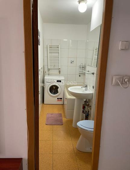 Vand garsoniera  13 Septembrie  - 9