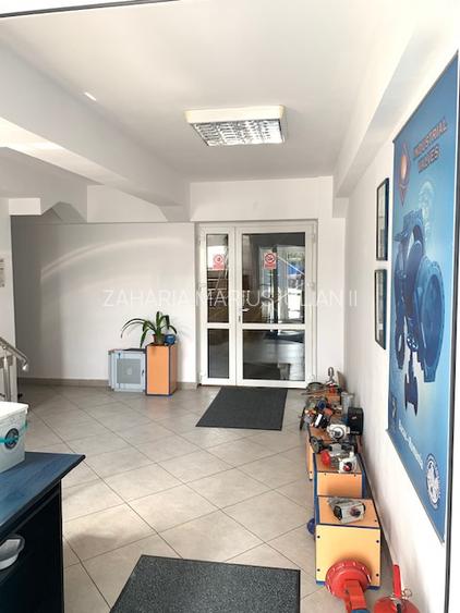 Hala de vanzare, an 2008, zona industriala Bacau - 11