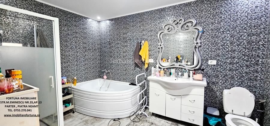 Vila cocheta prevazuta cu beci, terasa si teren- Piatra Neamt - 8