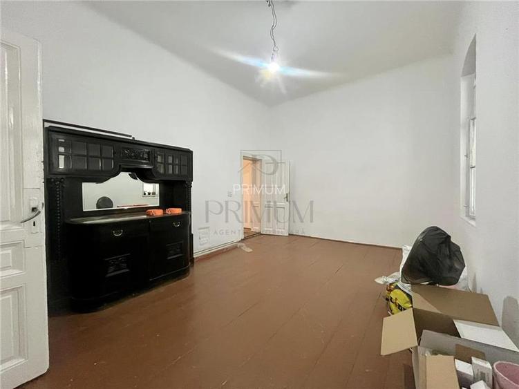 FABRIC - 4 CAM - ETJ.1 - 2 BAI - 3 BOXE - CURTE - ARHITECTURAL - ZONA ISTORICA- - 5