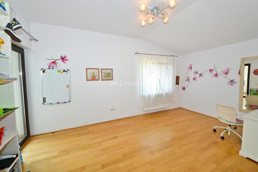 Baneasa - Teisani, vila P+1E, 6 camere, suprafata utila 212 mp - 12