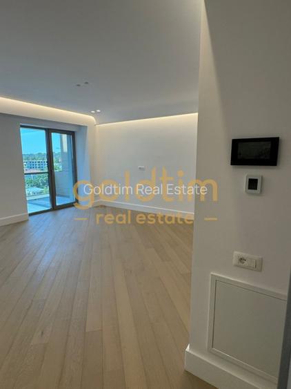 IANCU NICOLAE /PIPERA/CORTINA 126/LUMINOS SI SPATIOS/TERASA GENEROASA  - 7