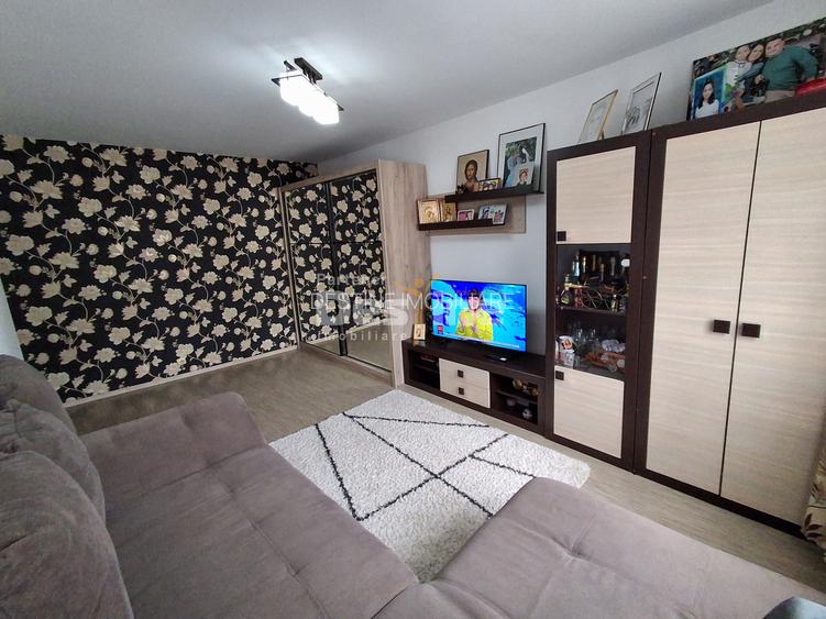 DACIA , Apartament 2 camere, DECOMANDAT, 105.900 EURO - 2