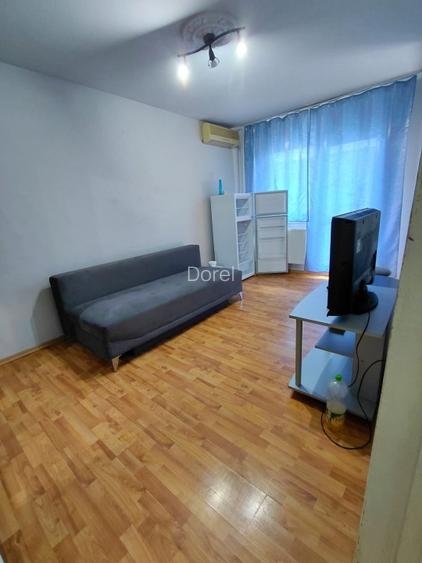 Închiriez garsoniera confort 1 - 10