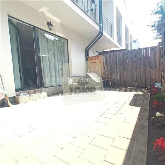 Casa cu 3 camere 3 balcoane si parcare privata in Selimbar - 5