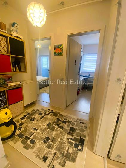 Apartament 3 camere semi-decomandat, 71 mp, parcare, etaj intermediar, Sector 4 - 4