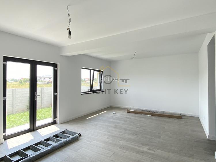 Mutare rapida!  Casa 110mp P+1+pod, 4 camere, 330mp teren!Comision 0% - 9