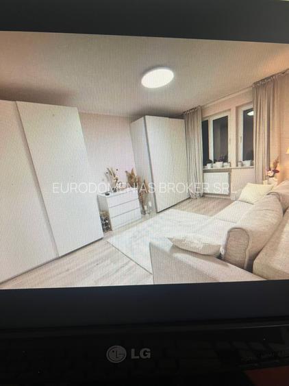 2 CAMERE-FERDINAND-GARA-IMPECABIL-ET.1 - 3