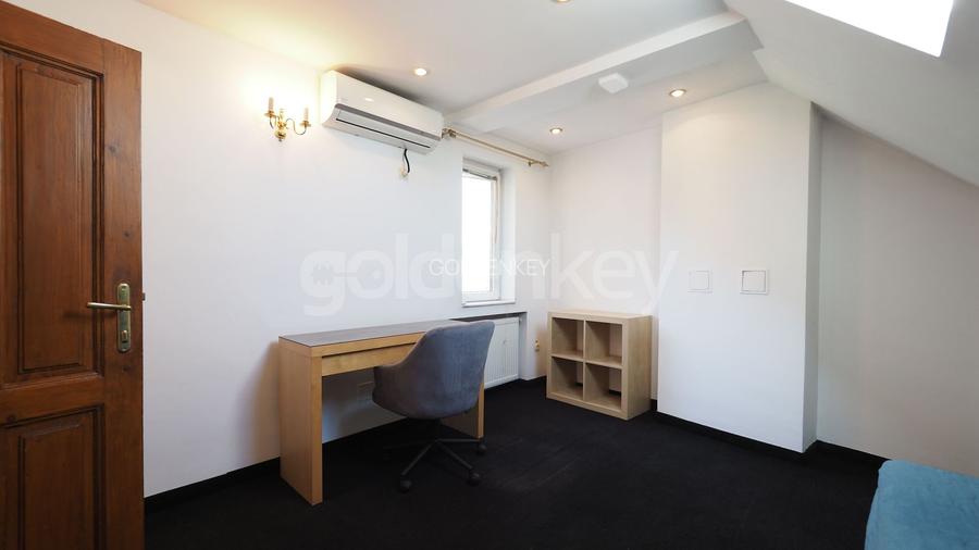 Vila nemobilata cu 4 camere si curte proprie - 15