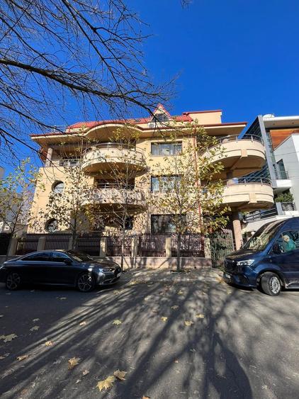 Proprietate cu Suprafețe Ample și Design Unic – Zona Herăstrău - 28