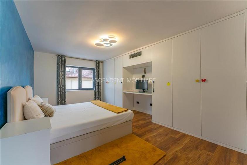 FILM& 3D! Vila high tech, cu semineu, jacuzzi, terasa, 7 camere, Central, Brasov - 15