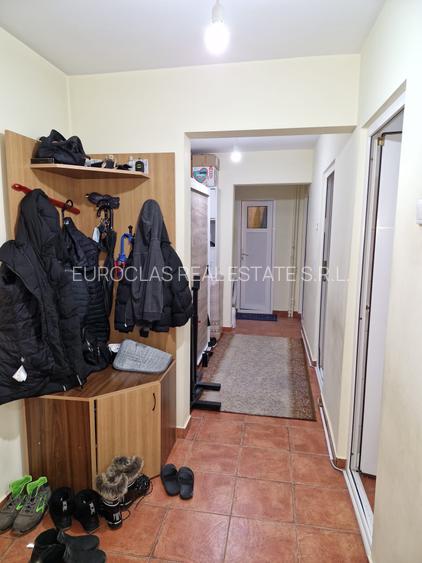 Apartament 3 camere decomandat - Tomis Nord/Rovere - 130.000 euro (Cod E11) - 8